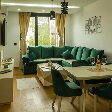 Ema Lux Apartment
